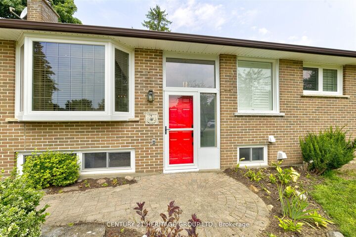 Photo de la propriété: 10 Bachly Crescent ON L7B 0E8