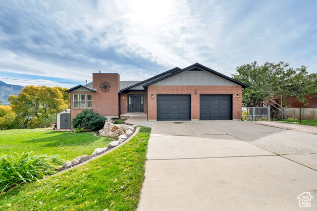 Property Photo: 735 W 3500 N UT 84414