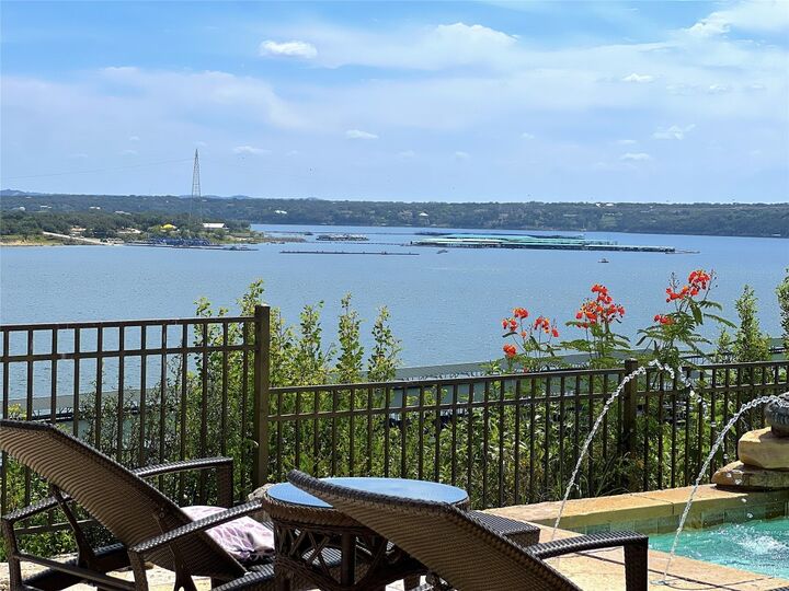 Property Photo: 6504 Lantern View Drive TX 78645
