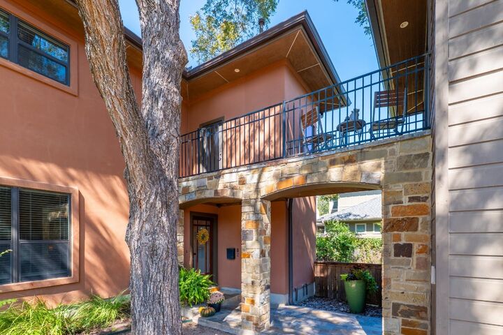 Property Photo: 5606 Clay Avenue B2 TX 78756