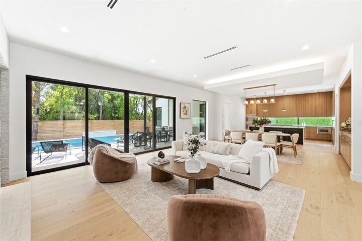 Property Photo:  1503 Barn Swallow Drive  TX 78746 