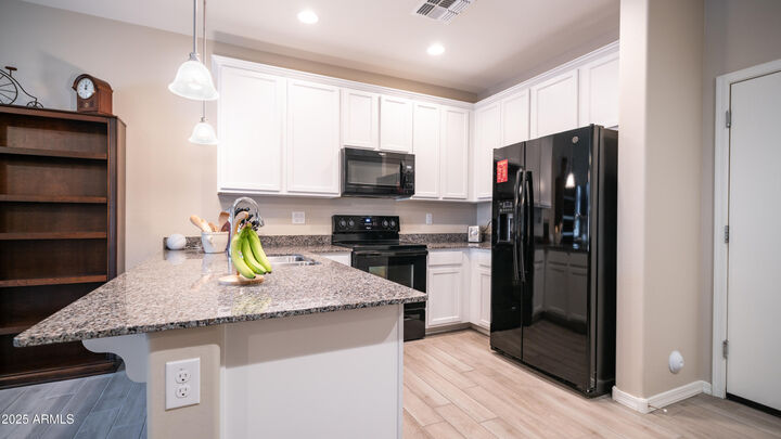 Property Photo:  5225 E Enid Avenue 110  AZ 85206 