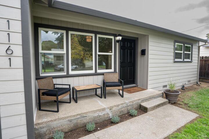 Property Photo: 1161 N Oak Street CA 95482