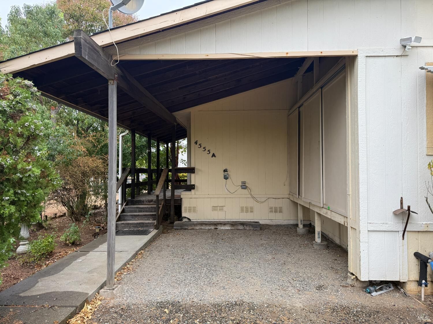 Property Photo: 5444 A Robinson Road CA 95688