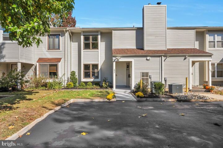 293 Ivy Court  Marlton NJ 08053 photo