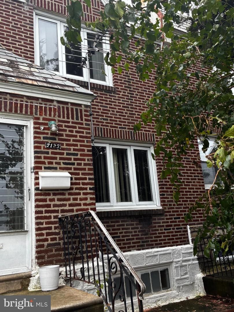 Property Photo:  7123 Souder Street  PA 19149 