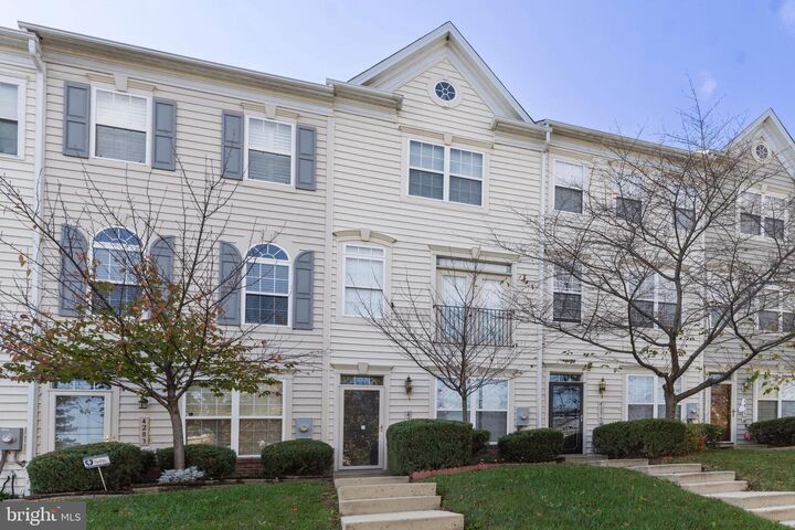 Property Photo: 4281 S Capitol Street SW DC 20032