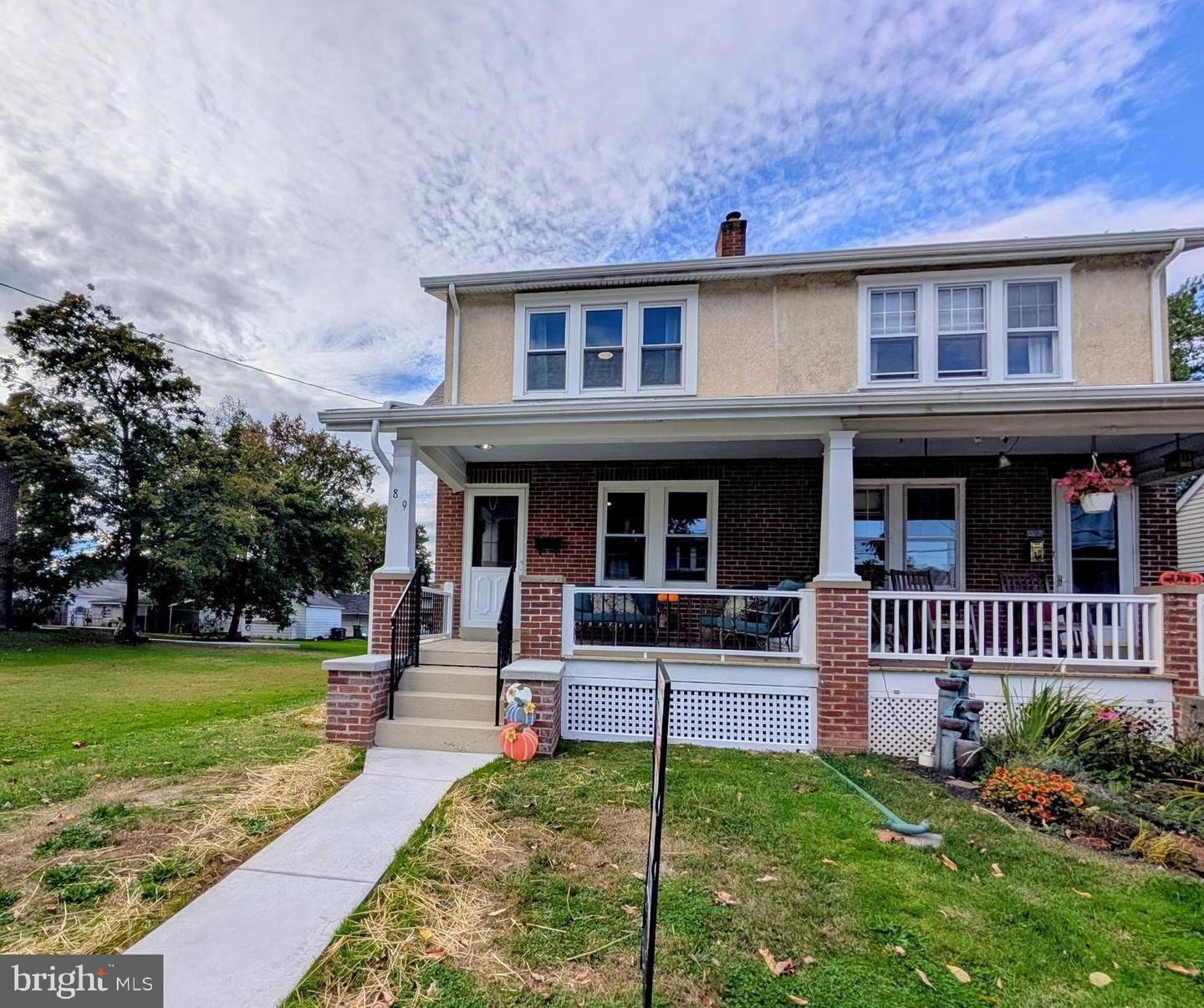 Property Photo: 89 W Hamlin Avenue PA 18969