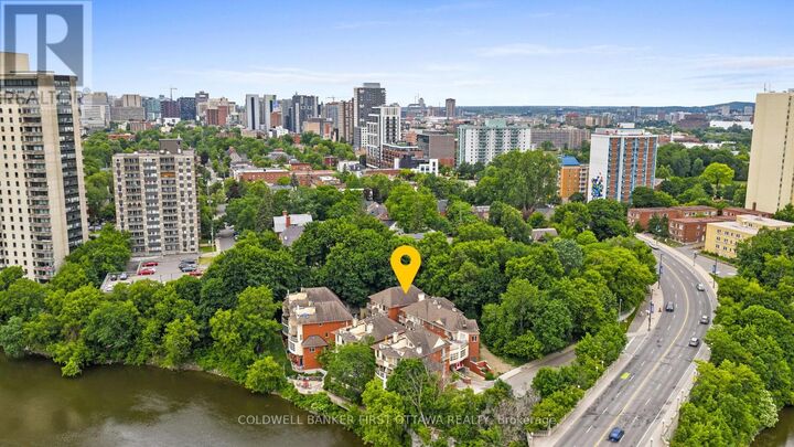 Property Photo: 250 Fountain Place 111F ON K1N 9N7