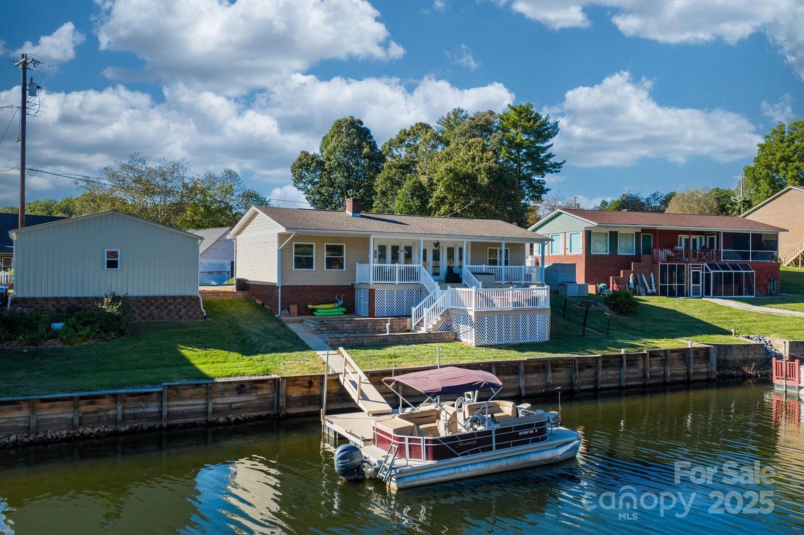 Property Photo:  349 Taylorsville Beach Court  NC 28681 