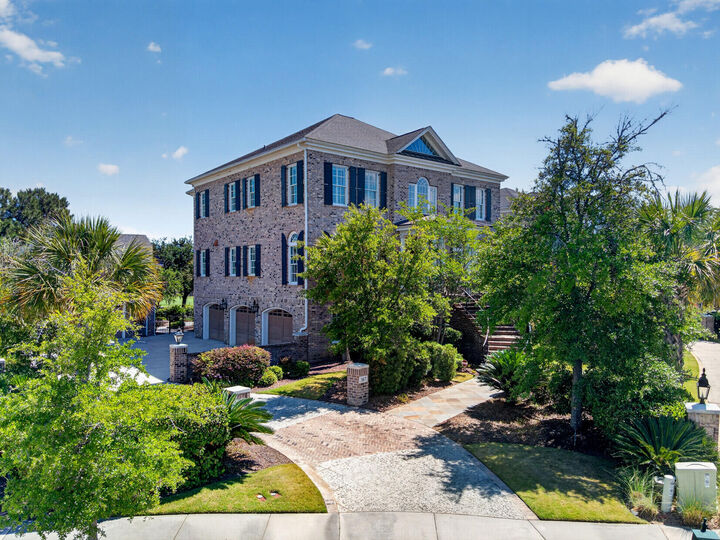 Property Photo:  367 Lesesne Street  SC 29492 