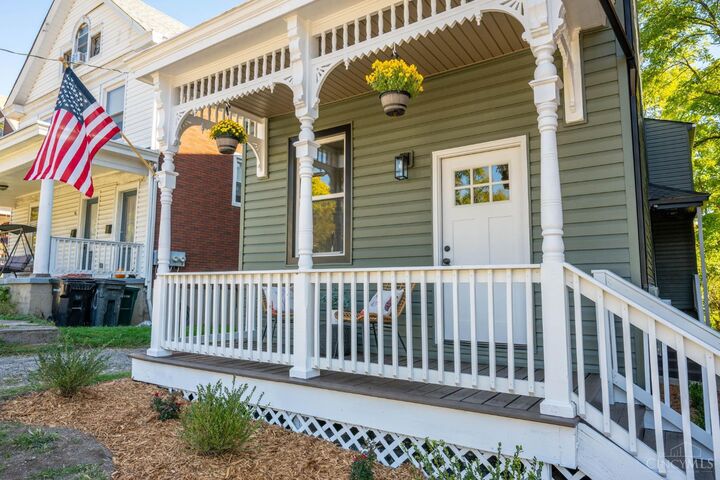 Property Photo: 602 Hawthorne Avenue OH 45205