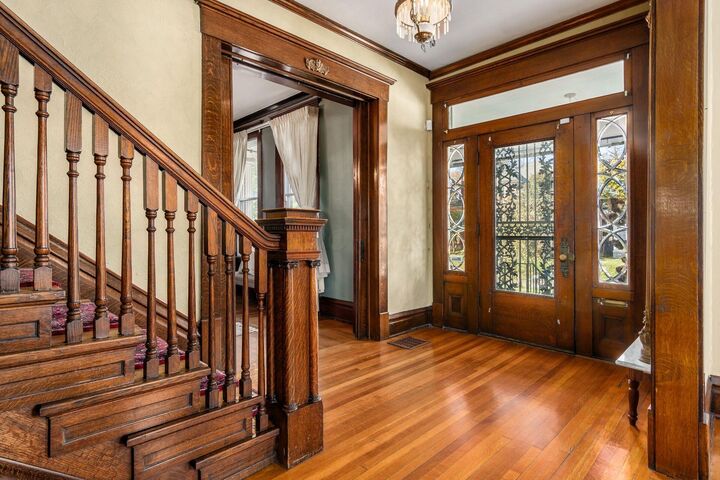 Property Photo: 54 N Woodland Avenue OH 43203