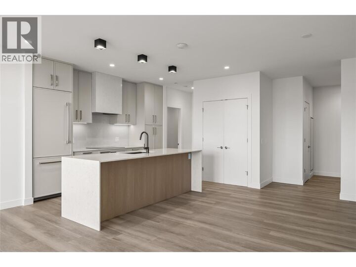 Property Photo: 3340 Lakeshore Drive 306 BC V1W 0H6