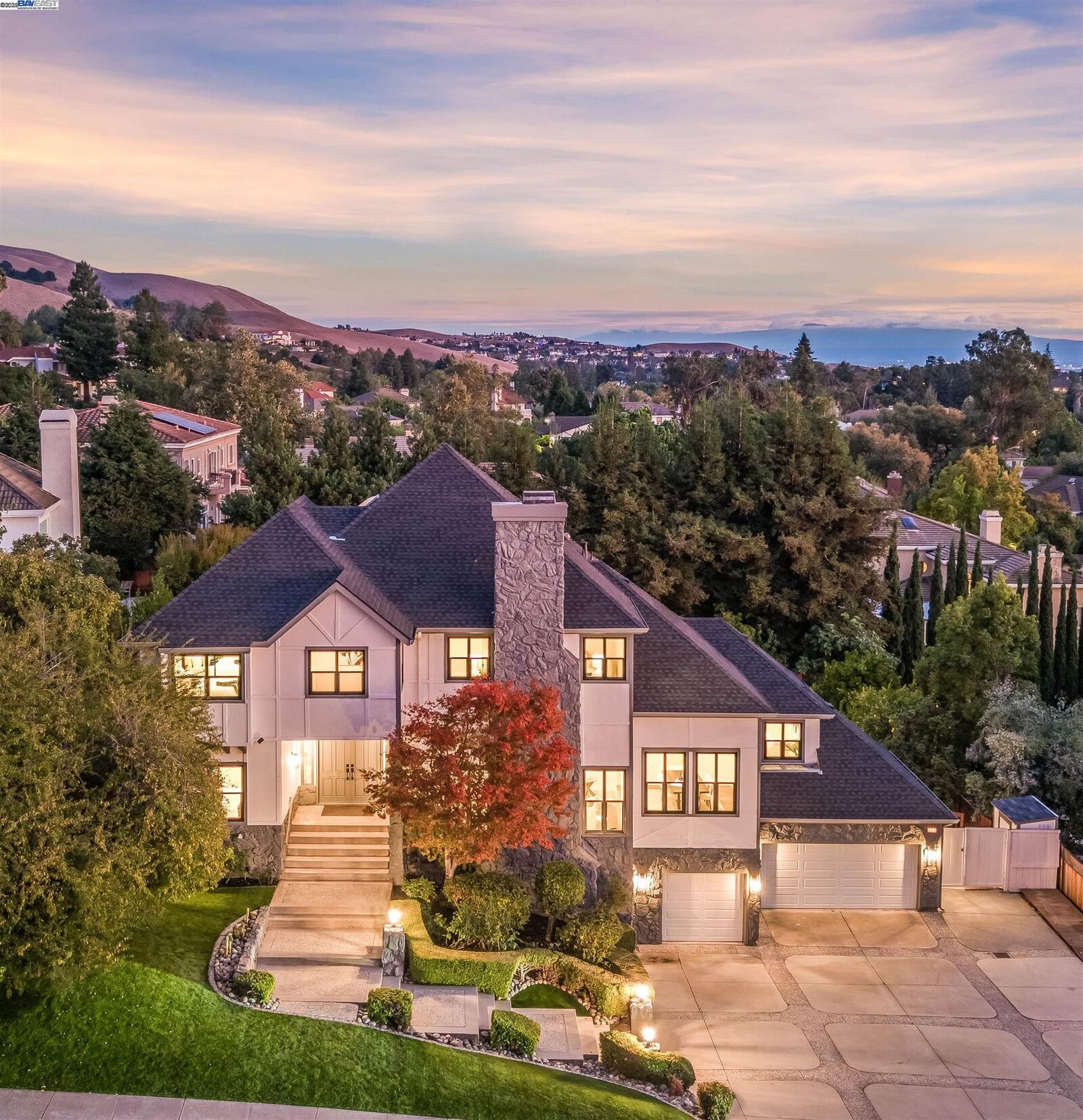 Property Photo: 1910 Vinehill Circle CA 94539