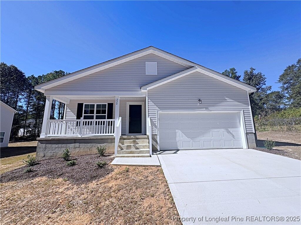 Property Photo: 224 Appaloosa Drive NC 28390