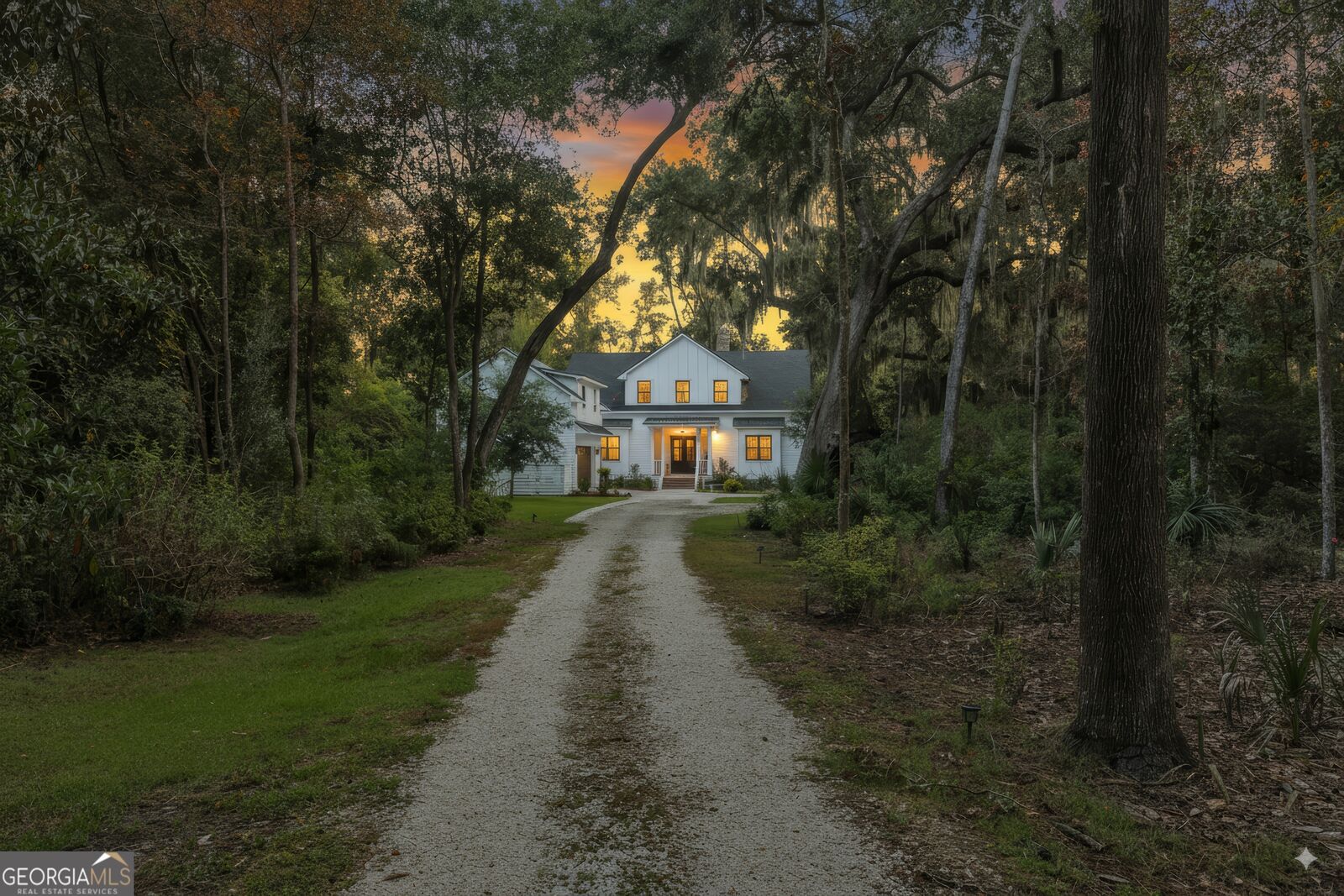 Property Photo:  822 Dancy Avenue  GA 31419 