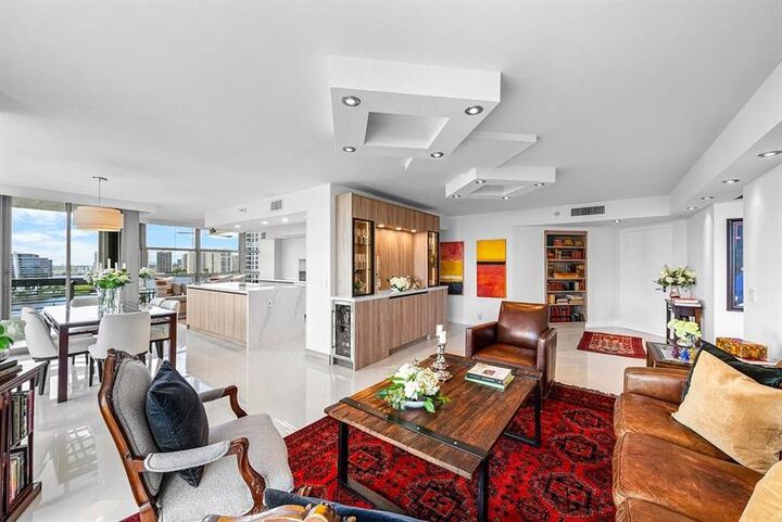 Property Photo:  3500 Mystic Pointe Dr 1808  FL 33180 