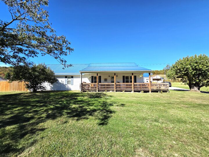 Property Photo: 6893 S Seneca Trl WV 24963