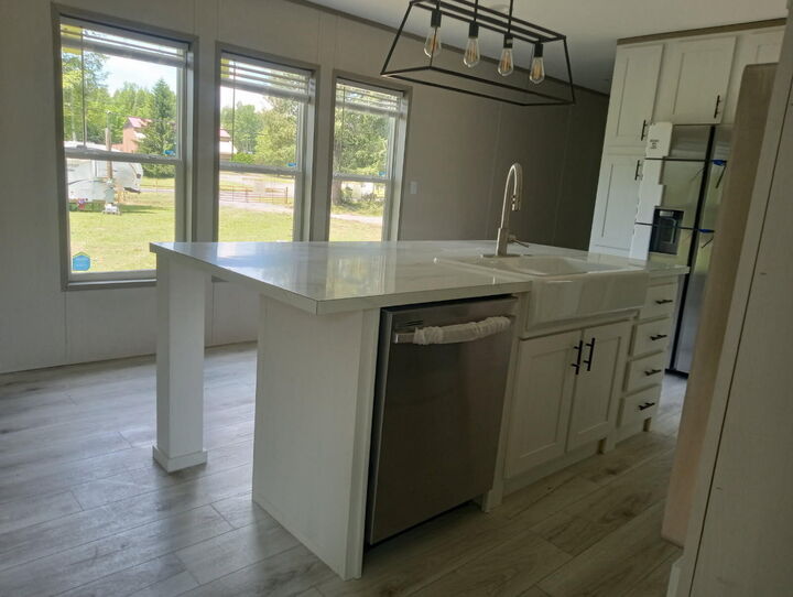 Property Photo: 18406 Stanaford Rd WV 25831