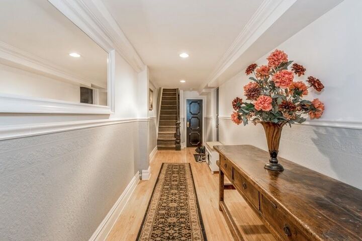 Property Photo: 212 Warren St 3 NJ 07302