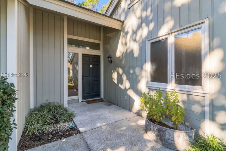 Property Photo:  9 Windy Cove Court  SC 29926 