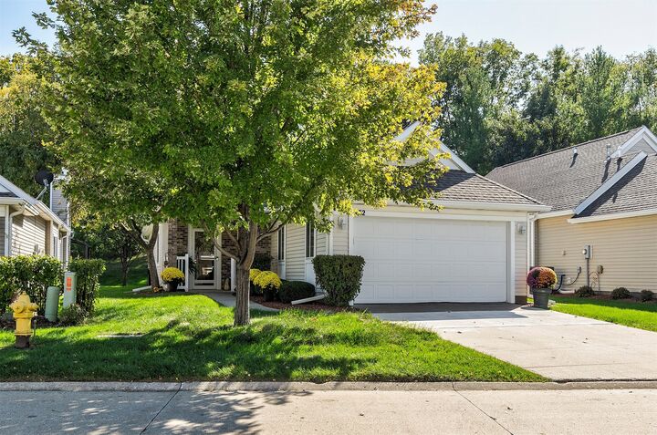 6200 Ep True Parkway 232  West Des Moines IA 50266 photo