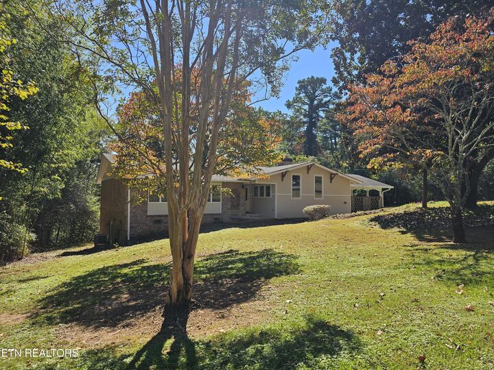 Property Photo: 899 W Outer Drive TN 37830