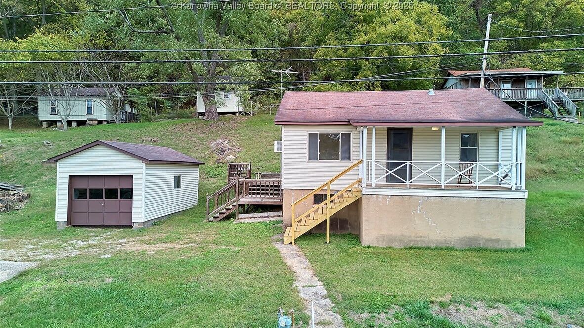 Property Photo: 5494 Charleston Road WV 25159