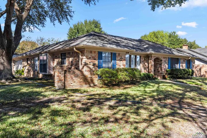 Property Photo: 1805 Northpark Cr. TX 75605