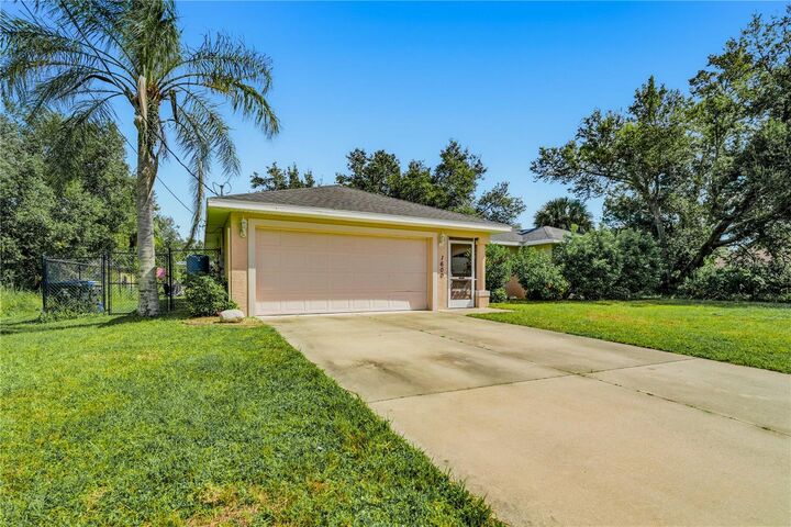 Property Photo: 1600 Boca Chica Avenue FL 34286