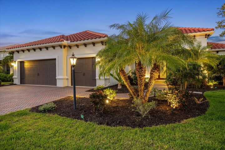 Property Photo: 26651 Raphis Royale Boulevard FL 34223