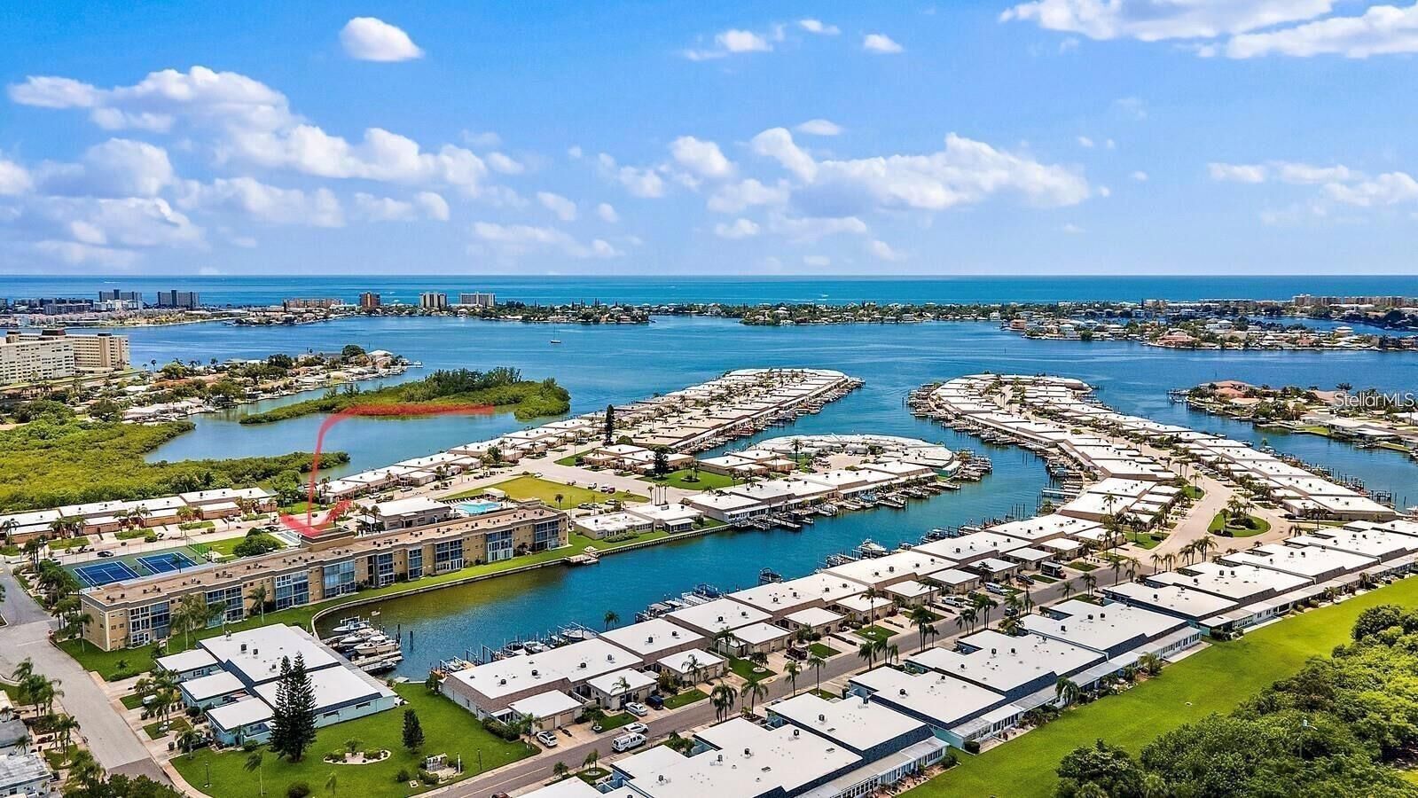 Property Photo:  1 Boca Ciega Point Blvd 213  FL 33708 