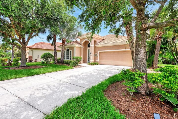 Property Photo:  13123 Preserve Court  FL 33953 
