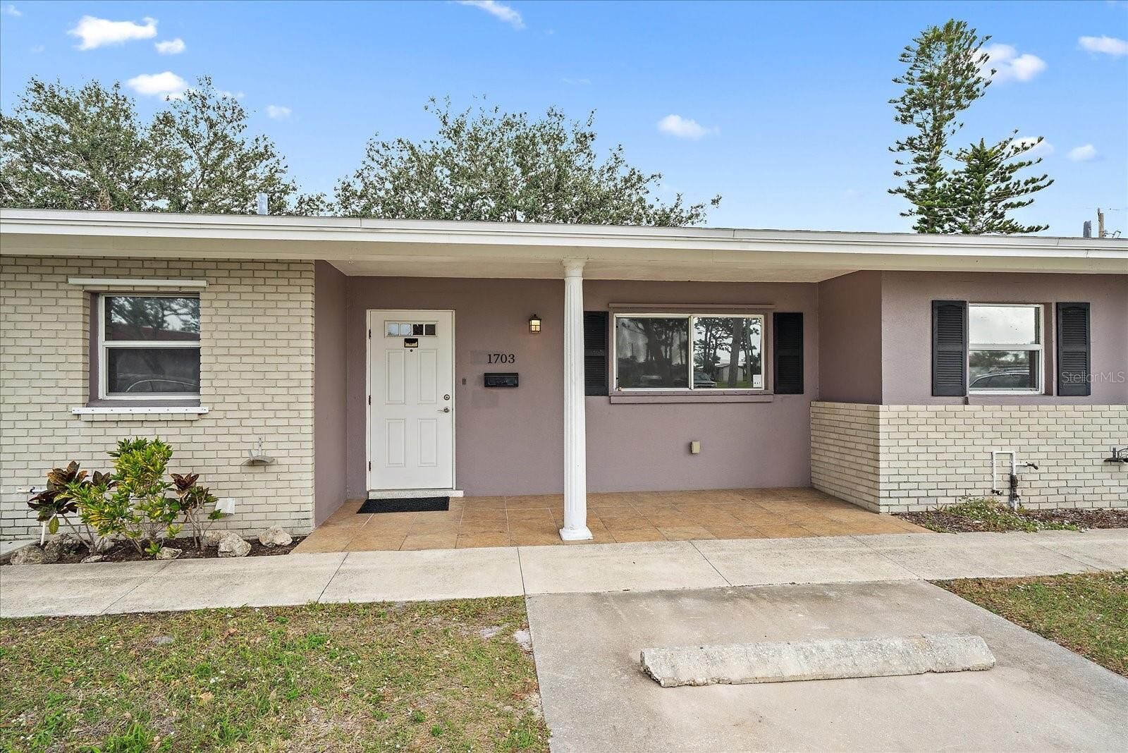 Property Photo: 1703 Bal Harbour Drive 2 FL 34293