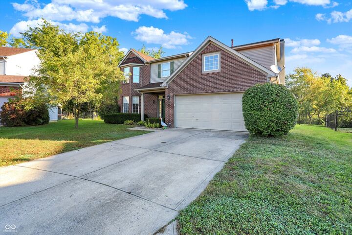 Property Photo: 3300 Suffolk Court IN 46143