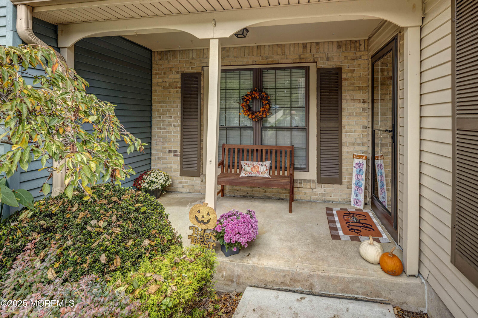 Property Photo: 129 Dumbarton Hill Court NJ 07747