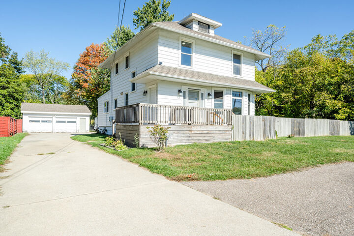 449 E Napier Avenue  Benton Harbor MI 49022 photo