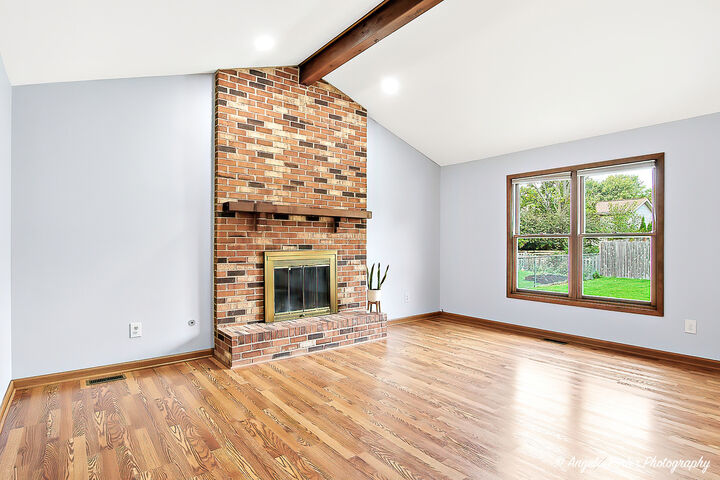 Property Photo: 3402 W Bretons Drive IL 60050