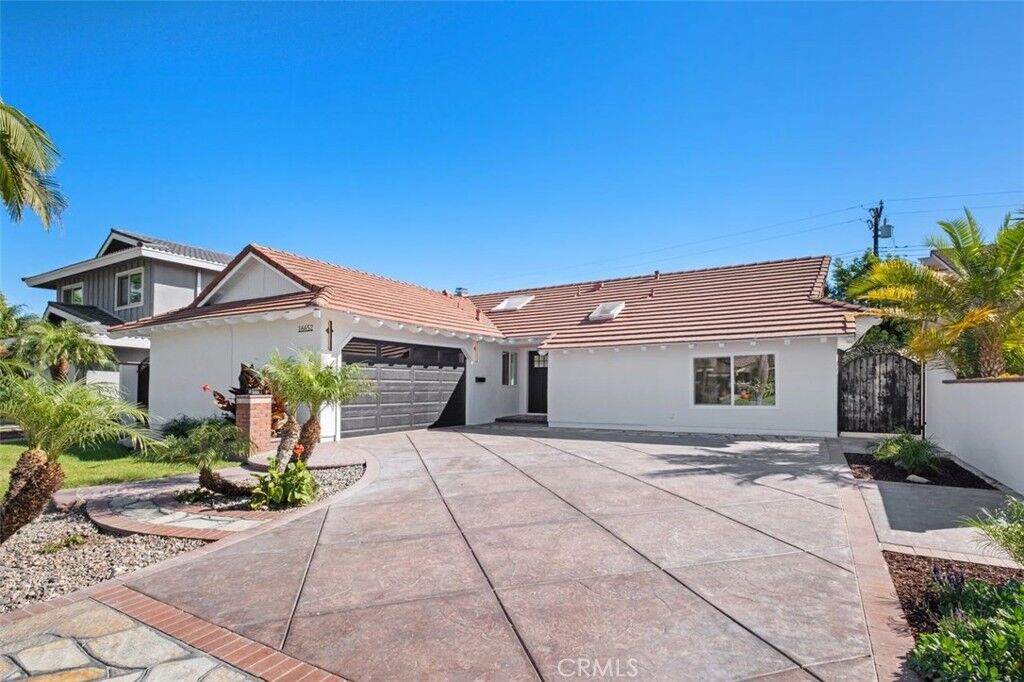 Property Photo: 16652 Busby CA 92647