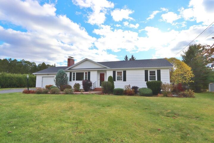 89 Longmeadow Drive  Brewer ME 04412 photo