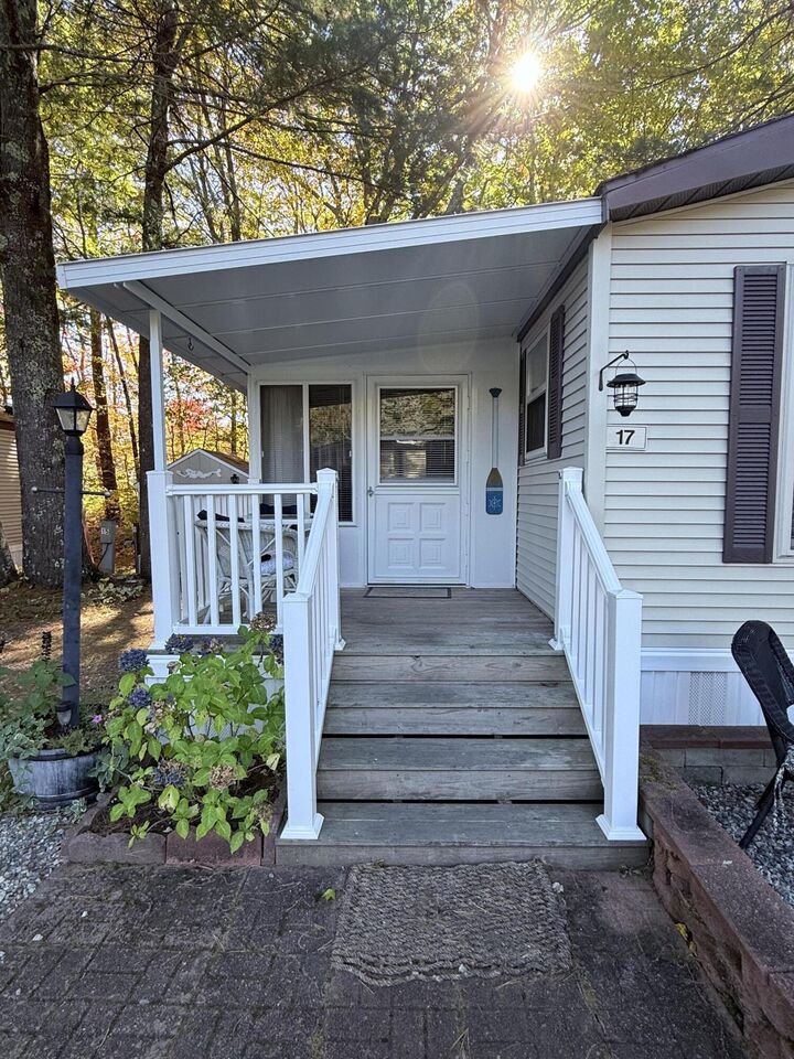 Property Photo: 430 Post Road 17 ME 04090