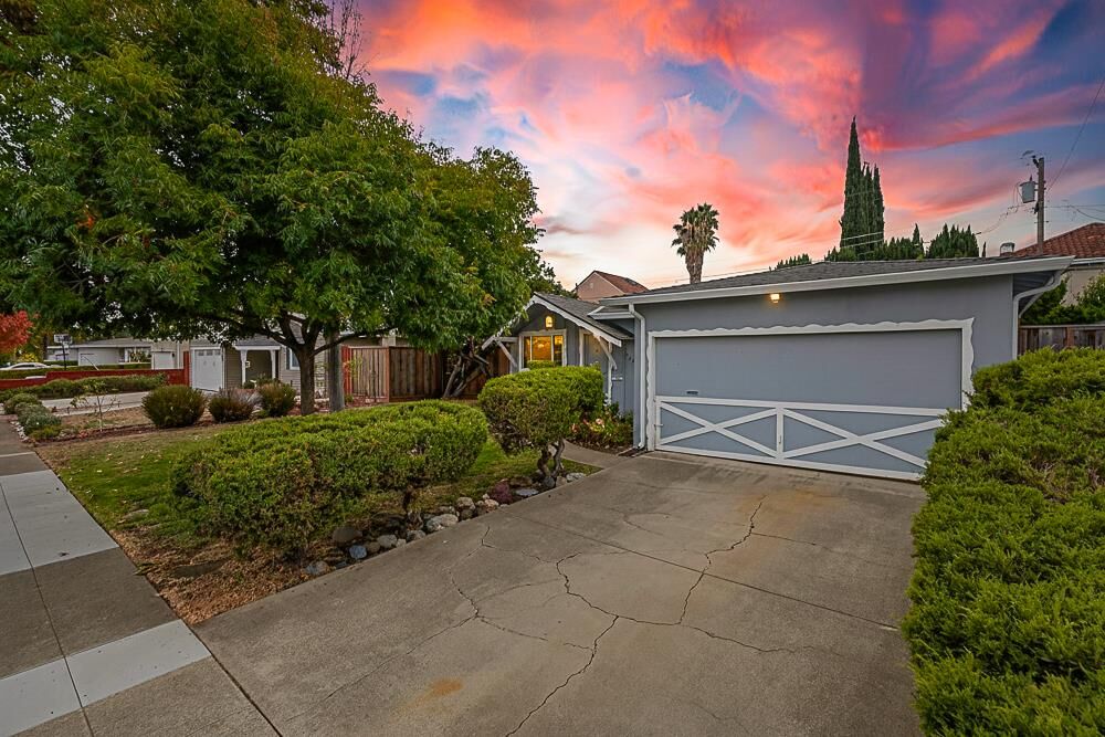 Property Photo: 1742 Del Paso Avenue CA 95124