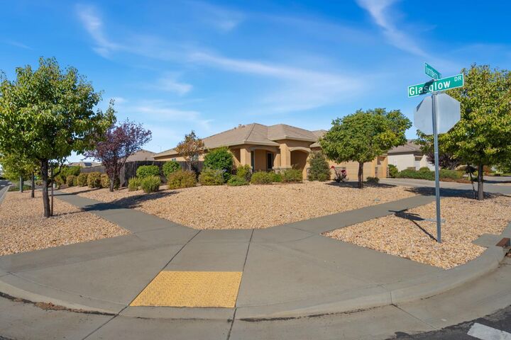 Property Photo: 5714 Turnberry Drive CA 95901