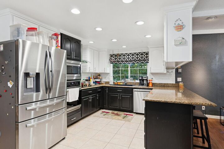 Property Photo: 3881 Rustic Road CA 95682
