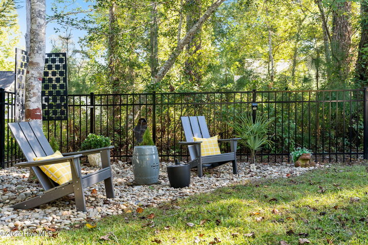 Property Photo: 3 Court 4 Northwest Drive NW NC 28467