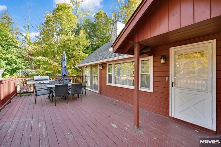 Property Photo:  85 Breakneck Road  NJ 07422 