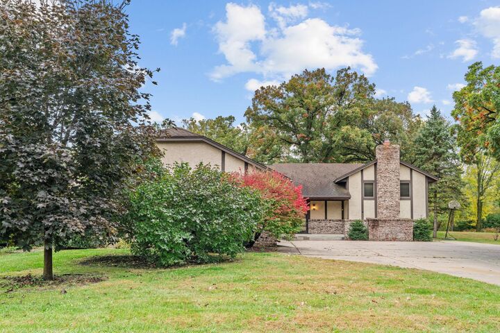 Property Photo: 350 County Road C W MN 55113