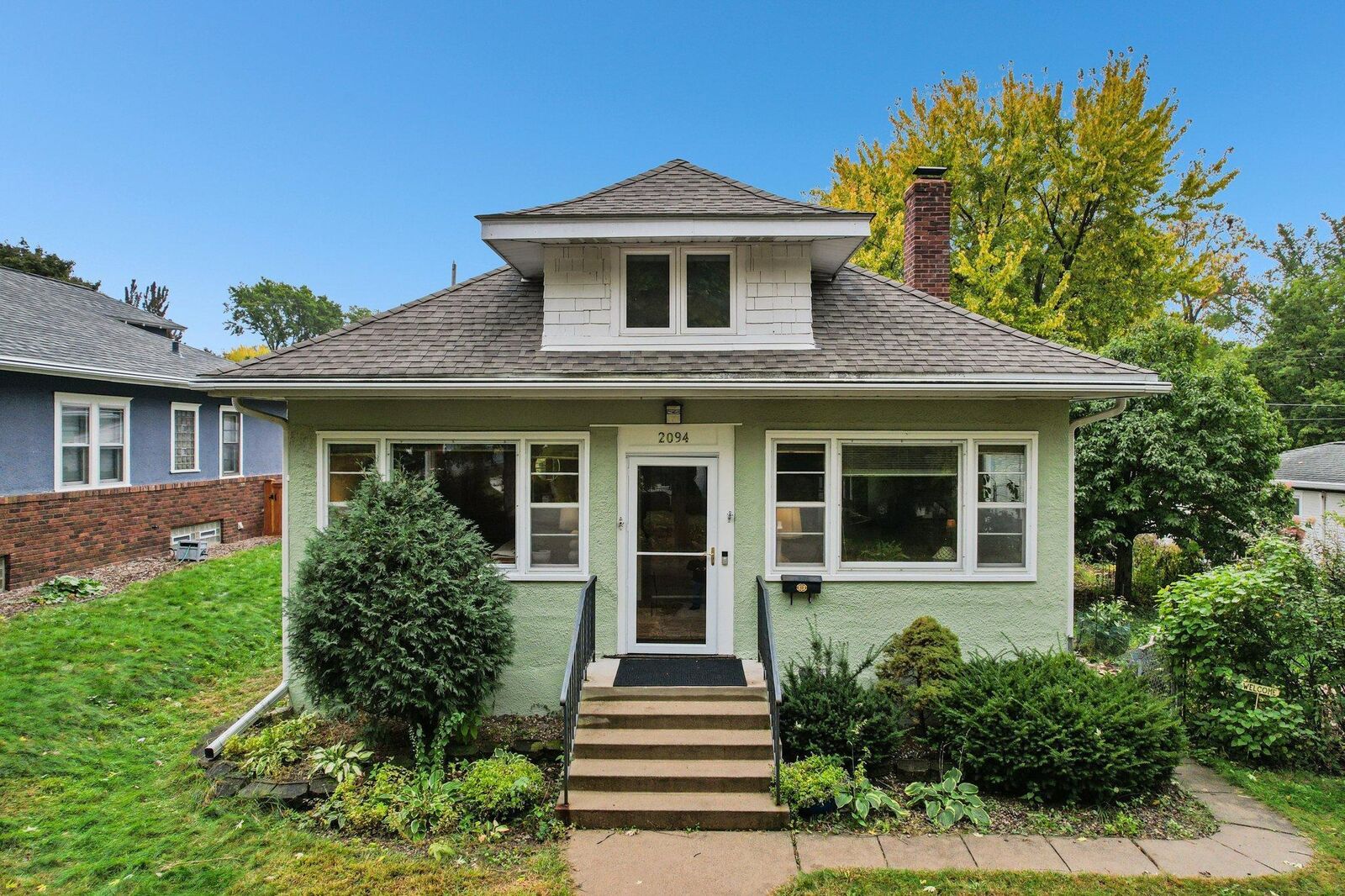 Property Photo: 2094 Goodrich Avenue MN 55105