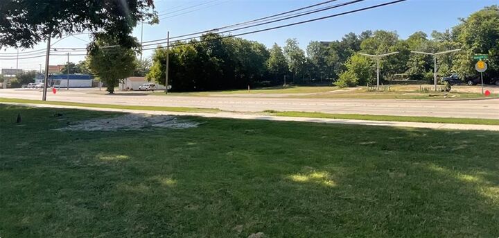 Property Photo: 3100 Samuell Boulevard TX 75223